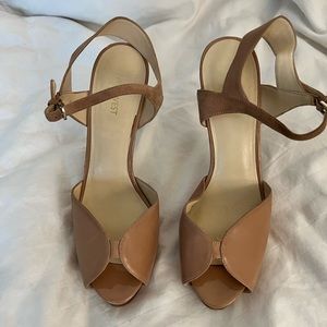 Tan Nine West Pump